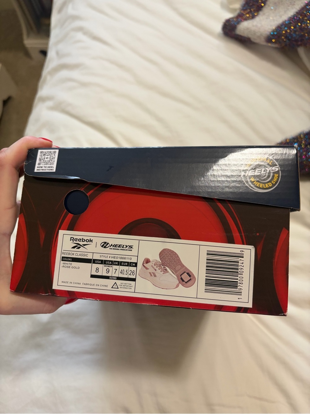 Heelys Cream Sneakers with Iridescent Pink Accents - Picture 3 of 3